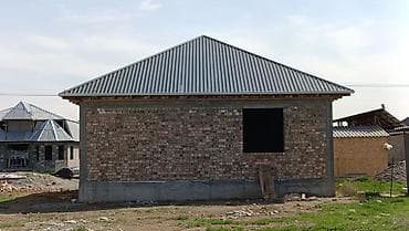 красный страител: Кладём кирпич — 2