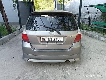 Honda Fit: 2003 г., 1.5 л, Автомат, Хэтчбэк