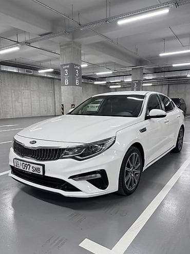 e star: Kia K5: 2018 г., 2 л, Автомат, Газ, Седан — 2