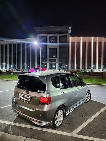 Honda Fit: 2003 г., 1.5 л, Автомат, Бензин, Хэтчбэк — 3