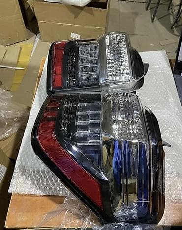 full construction: Комплект стоп-сигналов Toyota 2021 г., Б/у, Оригинал, Япония — 2