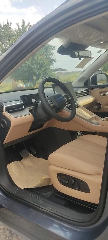 volvo 6×2: Exeed : 1.5 л | 2026 г. Кроссовер — 5