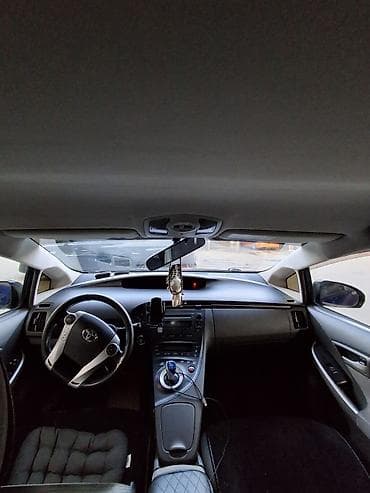audi rs3: Toyota Prius: 2009 г., 1.8 л, Гибрид, Хэтчбэк — 7