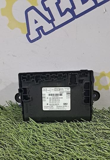 Ключи: Mercedes-Benz C216 AMG 6.3 2007 Блок управления парковочным — 1