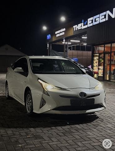 152: Toyota Prius: 2018 г., 1.8 л, Вариатор, Гибрид, Лифтбек — 3