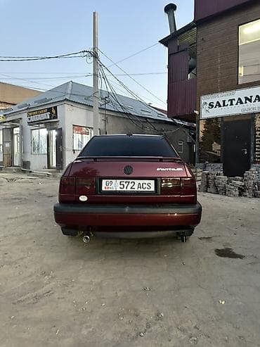 lexus rx4: Volkswagen Vento: 1993 г., 1.8 л, Механика, Бензин, Седан — 2