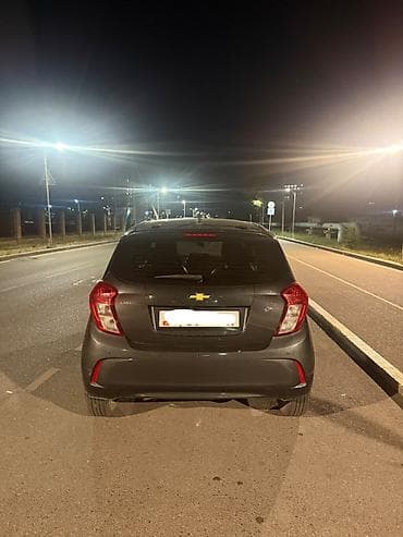 Продажа авто: Chevrolet Spark: 2018 г., 1 л, Вариатор, Бензин, Хэтчбэк — 4