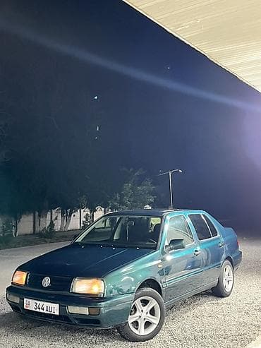 1995: Volkswagen Vento: 1995 г., 1.8 л, Механика, Бензин, Седан — 4