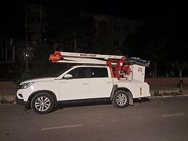 автовышка 28 метров: Услуги автовышки на базе компактного кроссовера - Место работы: город — 5