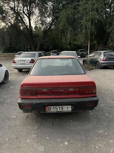 Honda Civic: 1989 г., Механика, Бензин, Седан — 5