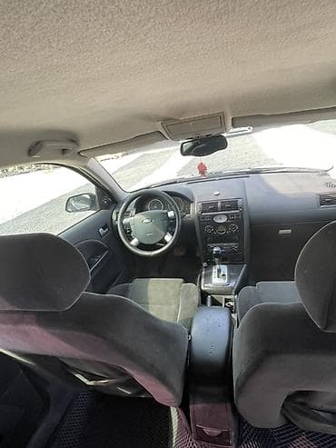 mini v: Ford Mondeo: 2003 г., 2.5 л, Механика, Бензин, Универсал — 8
