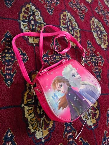 Игрушки: Продам набор больших различных кукол. Этот разнообразный набор — 6