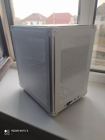 Настольные ПК и комплектующие: Корпус ПК, Б/у, Mini-ITX, цвет - Белый — 1