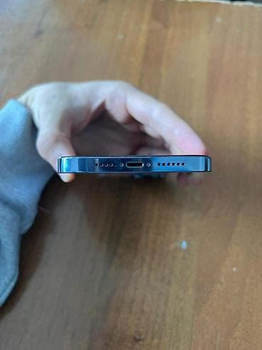 айфон 11 цена в оше: IPhone 13 Pro, Sierra Blue — 3