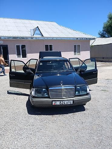 Mercedes-Benz W124: 1993 г., 2.2 л, Автомат, Бензин, Седан