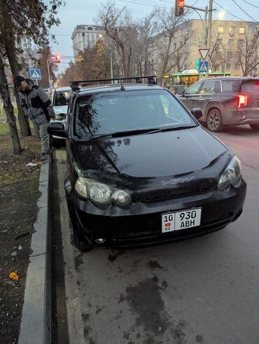 Honda HR-V: 2001 г., 2 л, Автомат, Бензин, Кроссовер