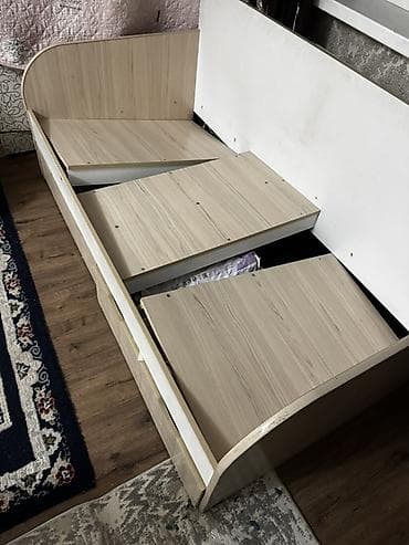 Офисная мебель: Кровать-тахта детская с ящиками для хранения - Компактная — 1