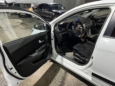 Kia: Kia Rio: 2015 г., 1.6 л, Автомат, Бензин, Седан — 7