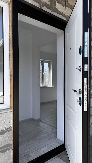 дом матросова: Сдаётся 1-комнатная квартира впервые 📍ул. Калыс-Ордо 13 💰 Аренда: 25 — 1