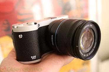 smart watch samsung: Беззеркальная камера Samsung NX300 с объективом Samsung 18–55mm — 1