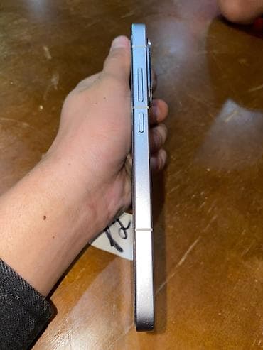 poco x7 5g: Poco F7, цвет - Белый — 3