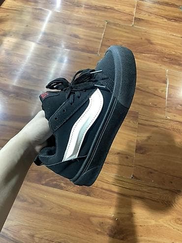 Мужские кроссовки, 36.5, 37, Vans, Новый, цвет - Черный, Самовывоз, Платная доставка