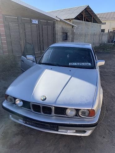Транспорт: BMW 5 series: 1991 г., 2.5 л, Механика, Бензин, Седан — 4