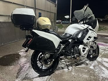 пл: Туристический мотоцикл класса sport-touring, белый.benelli 600 кубов — 3