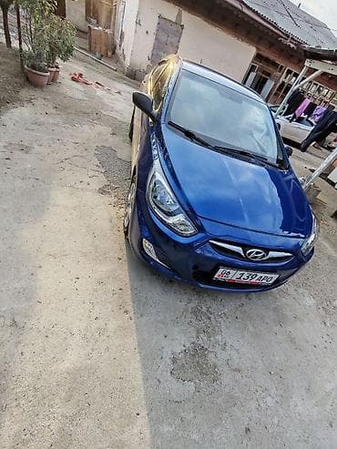 лак на авто: Hyundai Solaris: 2011 г., Седан — 4