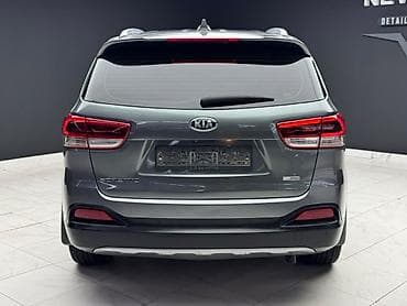 Продажа авто: Kia Sorento: 2017 г., 2 л, Автомат, Дизель, Кроссовер — 4