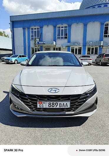 продаю витз: Hyundai Avante: 2021 г., 1.6 л, Автомат, Гибрид, Седан — 1