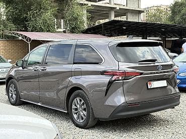 4runner 2017: Toyota Sienna: 2021 г., 2.5 л, Автомат, Гибрид, Минивэн — 7