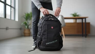 Рюкзак Б/у в хорошем состоянии. Не работает одна из молний, но всё