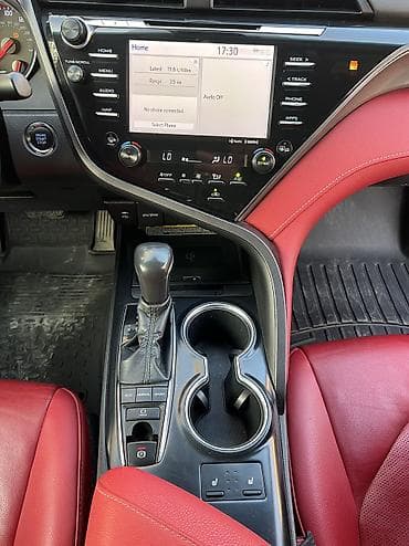 картинг электро: Toyota Camry: 2019 г., 2.5 л, Автомат, Бензин, Седан — 3