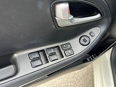 bmv 740: Kia Picanto: 2016 г., 1 л, Автомат, Бензин, Хэтчбэк — 10