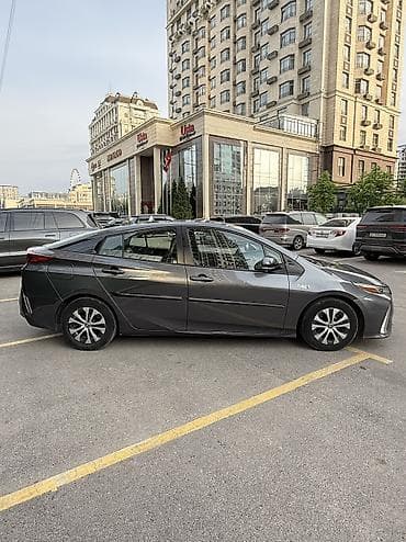 byd leopard 5: Toyota Prius: 2020 г., 1.8 л, Вариатор, Гибрид, Хэтчбэк — 9