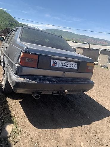 man f2000: Volkswagen Jetta: 1990 г., Седан — 2