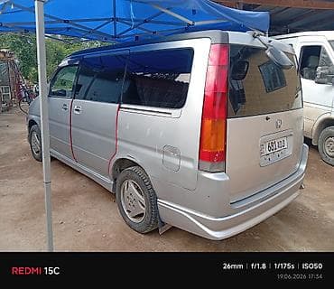 водный катер: Honda Stepwgn: 1996 г., 2 л, Автомат, Бензин, Минивэн — 6