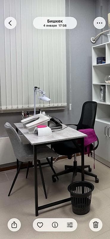 Продаю: - Стол с прочной металлической рамой и ламинированной