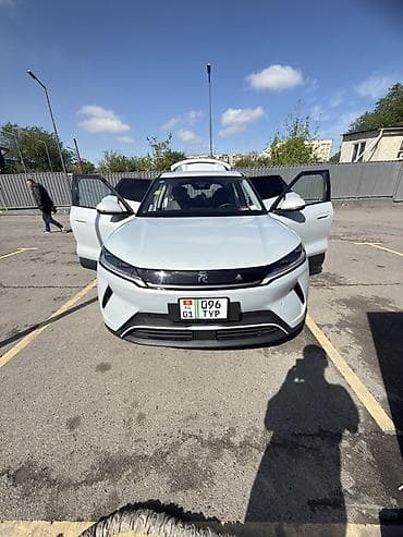 BYD Yuan Up: 2025 г., 5.5 л, Вариатор, Электромобиль, Кроссовер