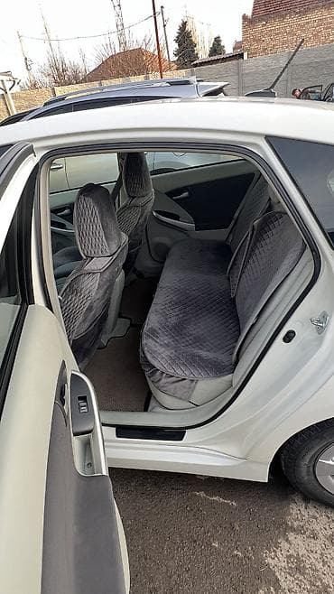 Продажа авто: Toyota Prius: 2011 г., 1.8 л, Вариатор, Гибрид, Хэтчбэк — 10