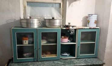 где можно купить церковные свечи: Кухонный шкаф, Б/у, Навесной, Без мойки — 1