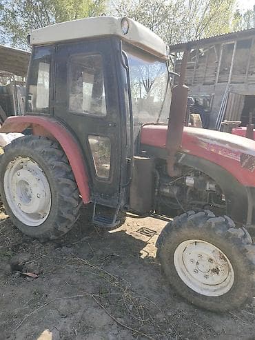 Транспорт: Трактор колесный с кабиной + навесной плуг Описание: - Компактный — 3