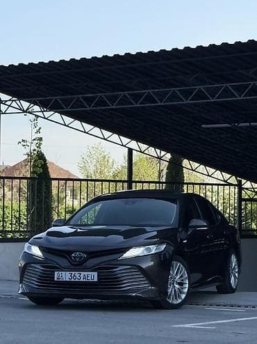 тойота камри: Toyota Camry: 2018 г., 2.5 л, Вариатор, Гибрид, Седан — 10