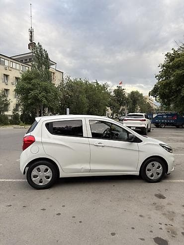mini coper: Chevrolet Spark: 2018 г., 1 л, Вариатор, Бензин, Хэтчбэк — 5