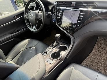 камри 45 гибрид: Toyota Camry: 2020 г., 2.5 л, Вариатор, Гибрид, Седан — 7