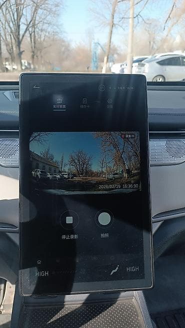 suv: Weltmeister E5, 2021 г., 113000 км, Передний, В наличии — 9