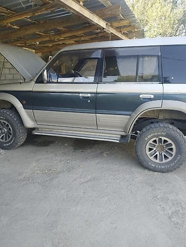машина катер купить: Mitsubishi Pajero: 1993 г., Дизель, Внедорожник — 2
