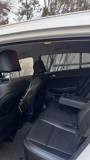 обмен машины ключ на ключ: Kia Sportage: 2020 г., 2 л, Автомат, Дизель, Кроссовер — 8