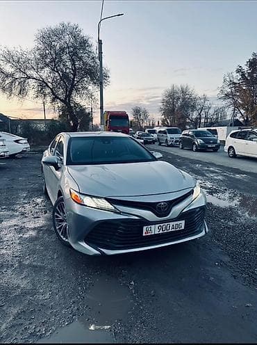 Toyota Camry: 2018 г., 2.5 л, Автомат, Бензин, Седан